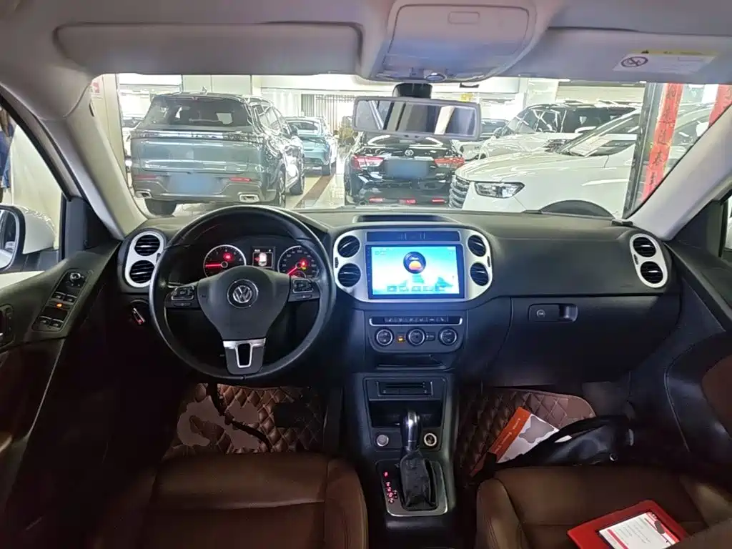 Volkswagen Tiguan 2015