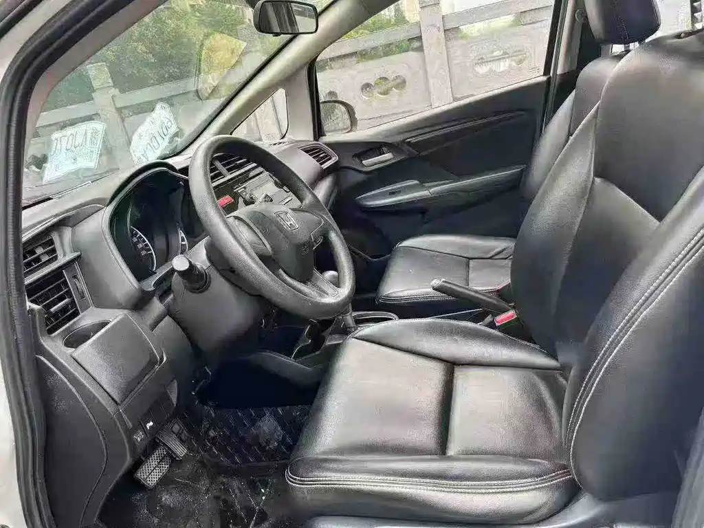 Honda Fit 2015