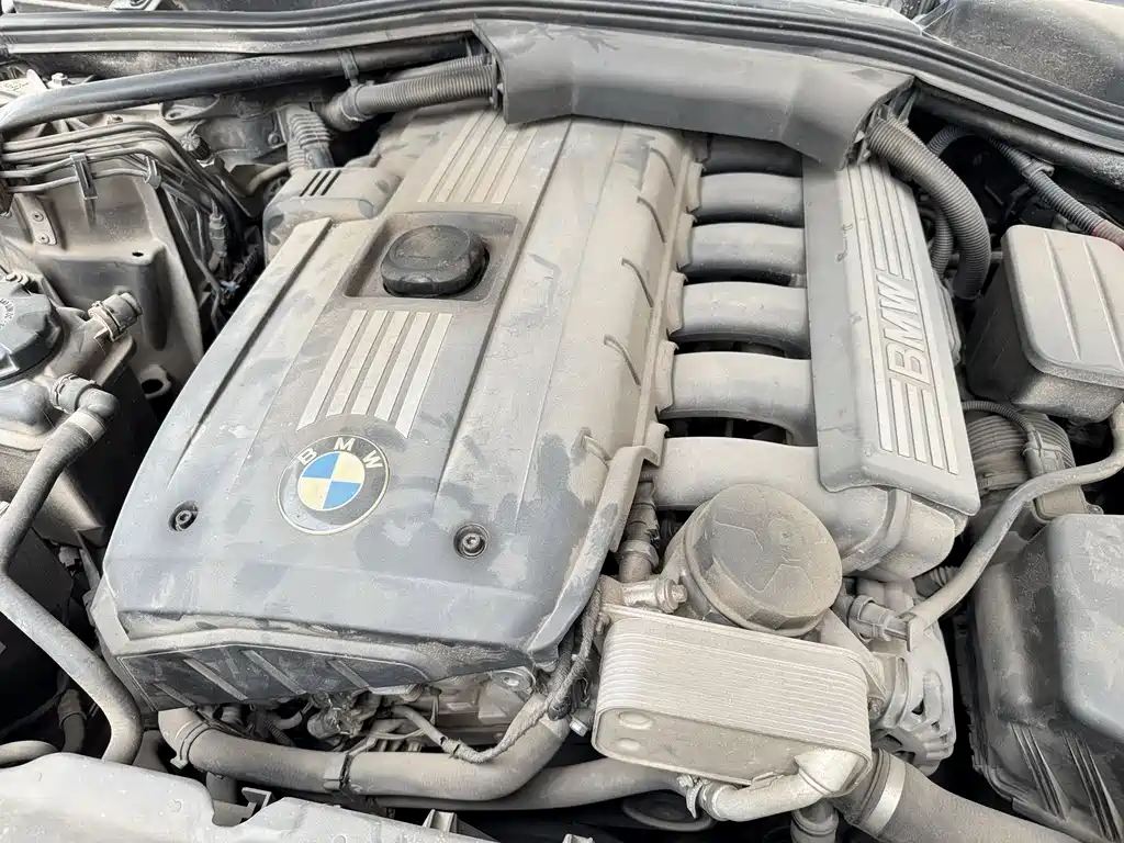 BMW 5 Series 2010 — фото 13