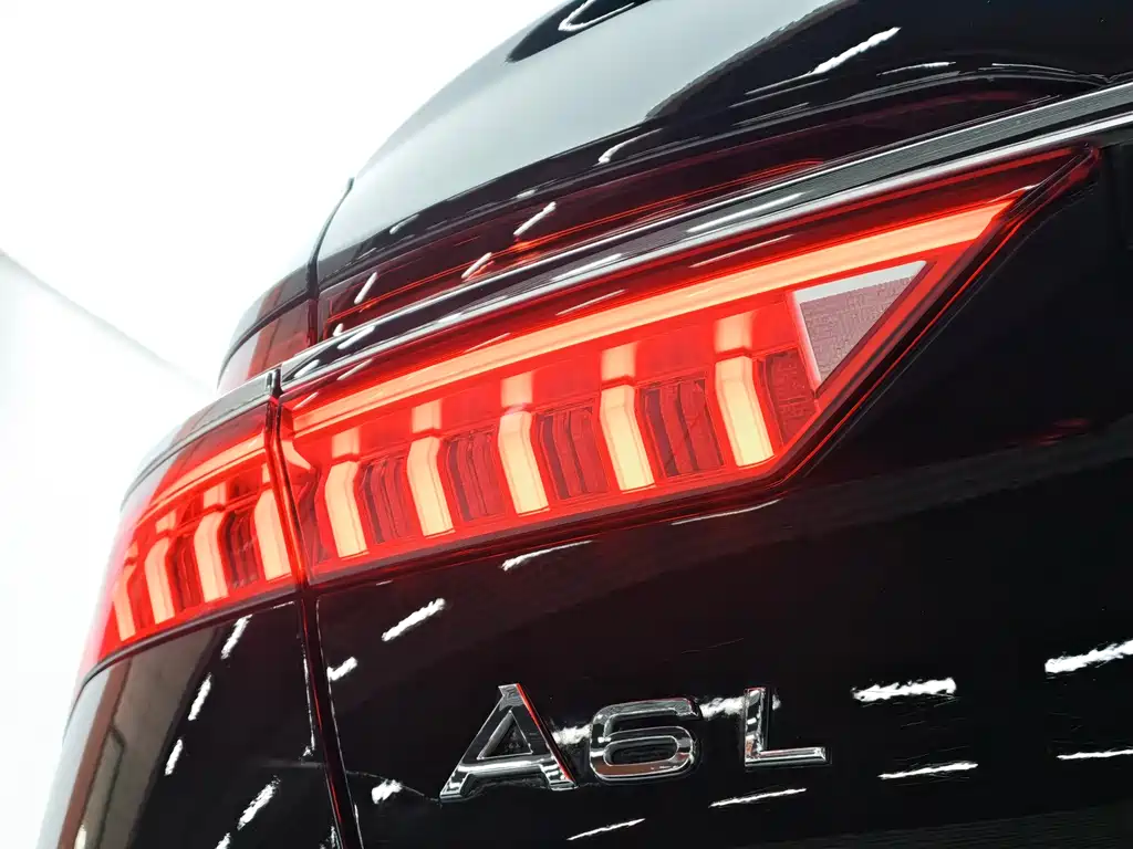 Audi A6L 2021 — фото 23
