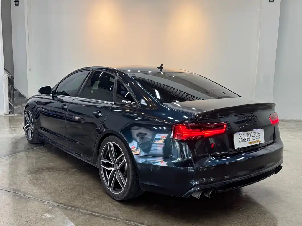 Audi S6 2015 — фото 5