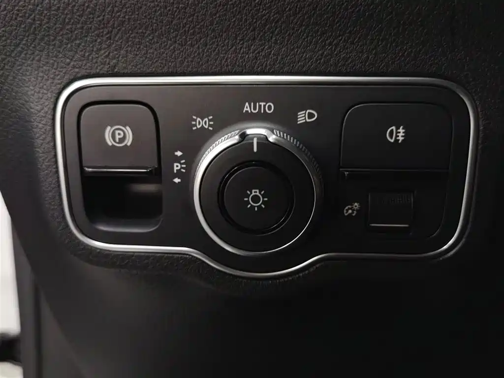 Mercedes-Benz B-Class 2022 — фото 21