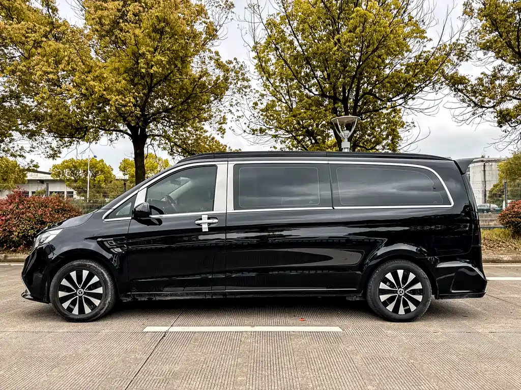 Mercedes-Benz Vito 2023 — фото 23
