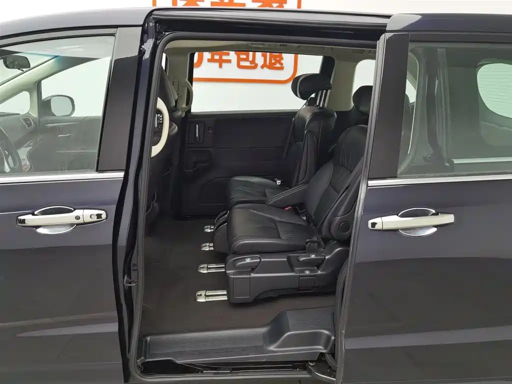 Honda Odyssey 2021 — фото 15