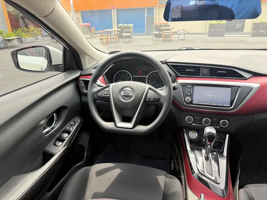 Nissan Bluebird 2018