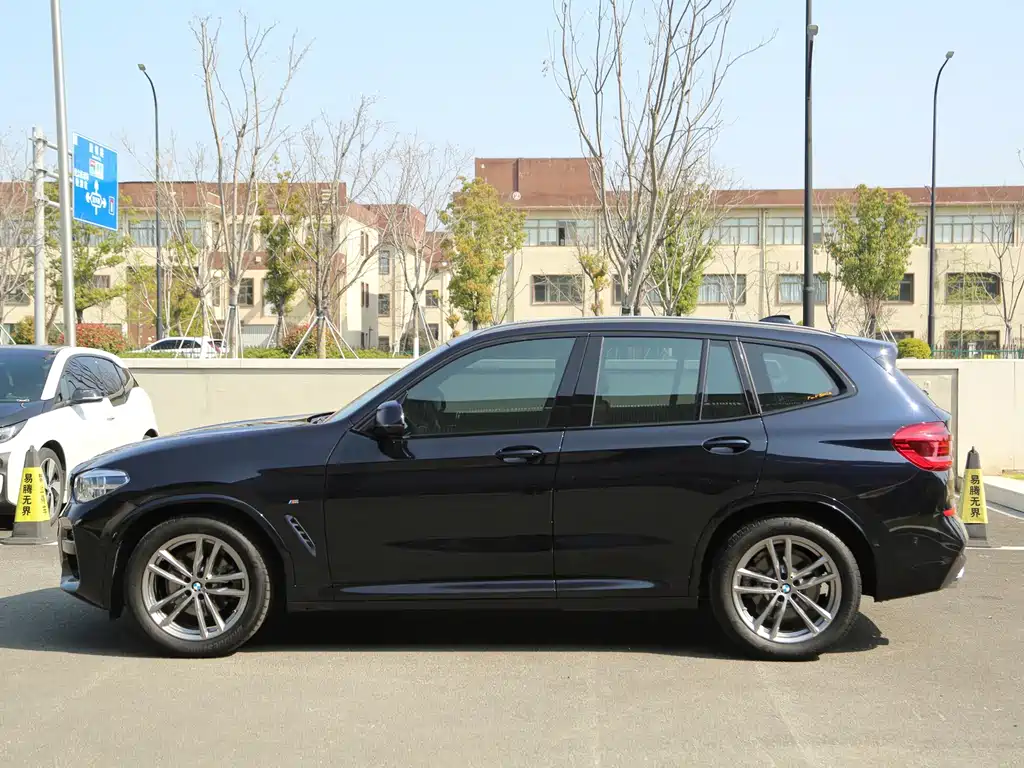 BMW X3 2019 — фото 17