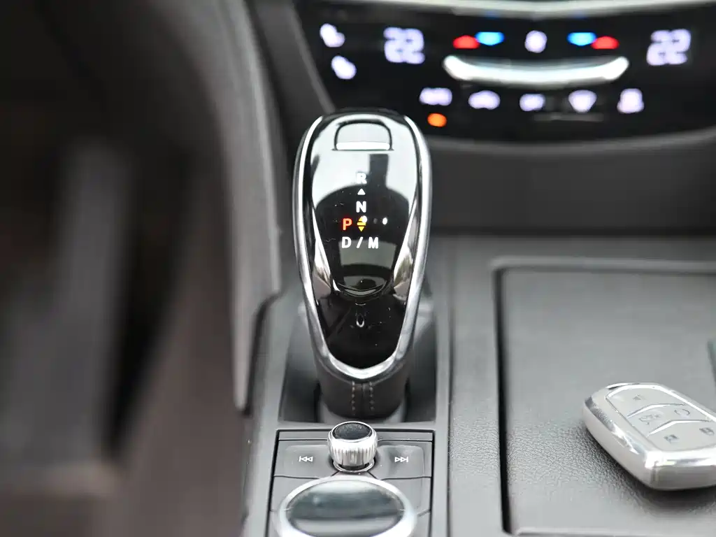 Cadillac CT6 2020 — фото 10