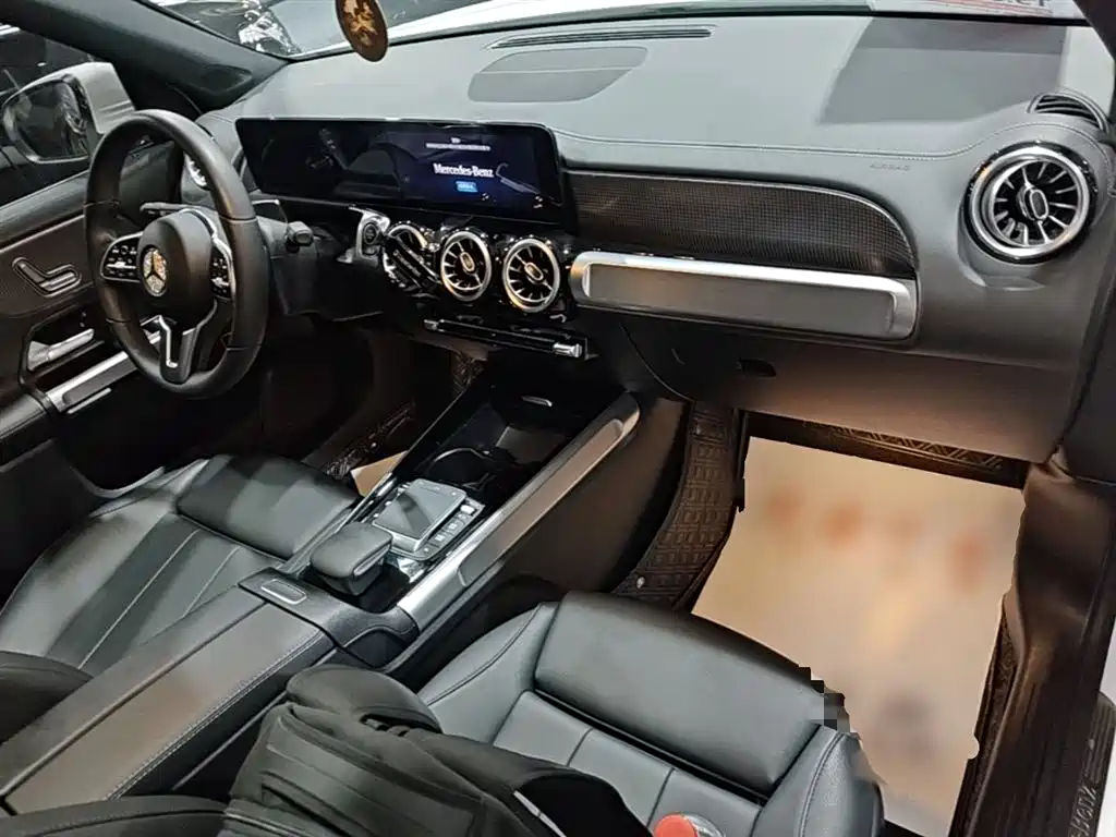 Mercedes-Benz GLB 2021 — фото 10