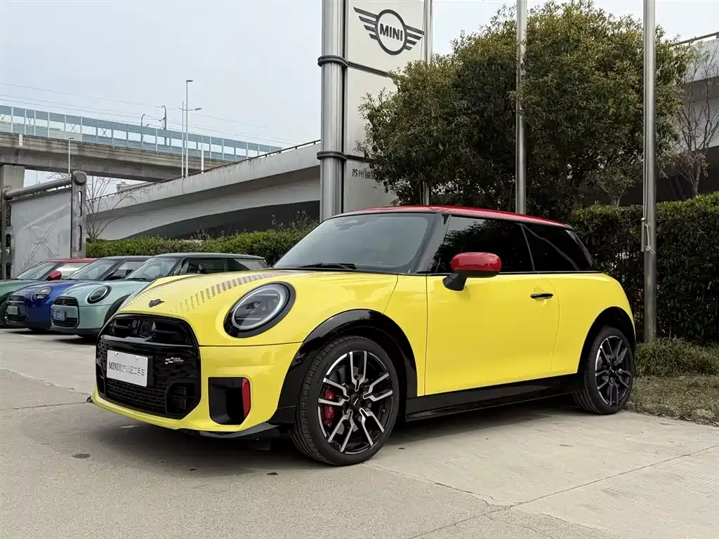 MINI JCW 2026