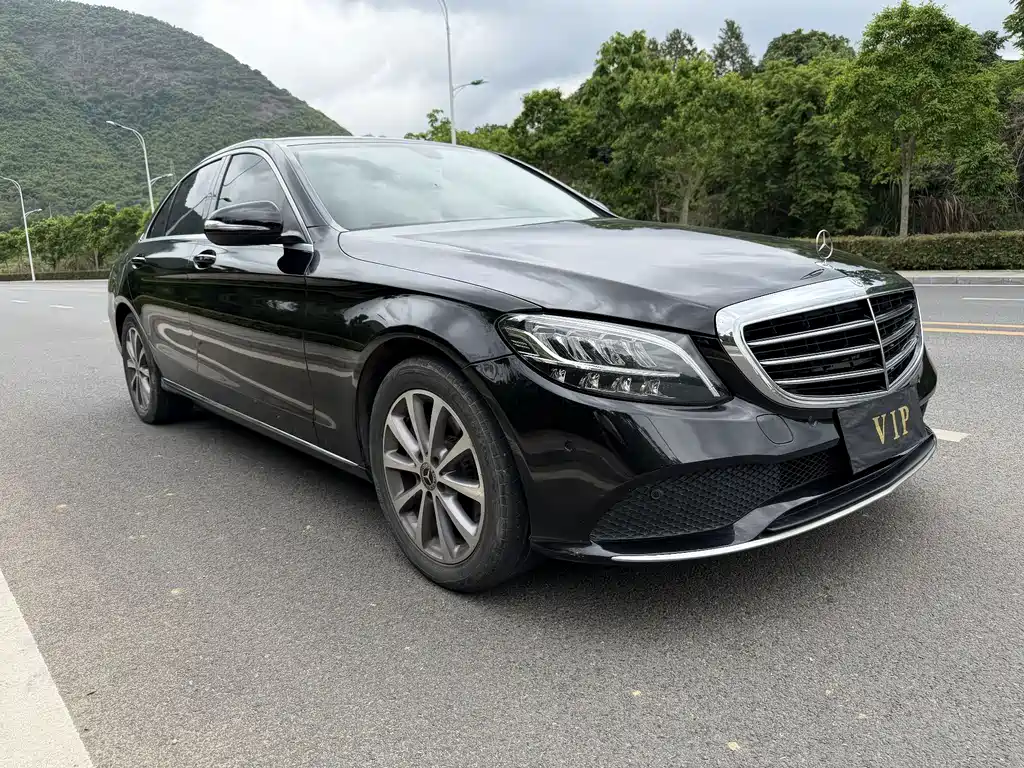 Mercedes-Benz C-Class 2020 — фото 3