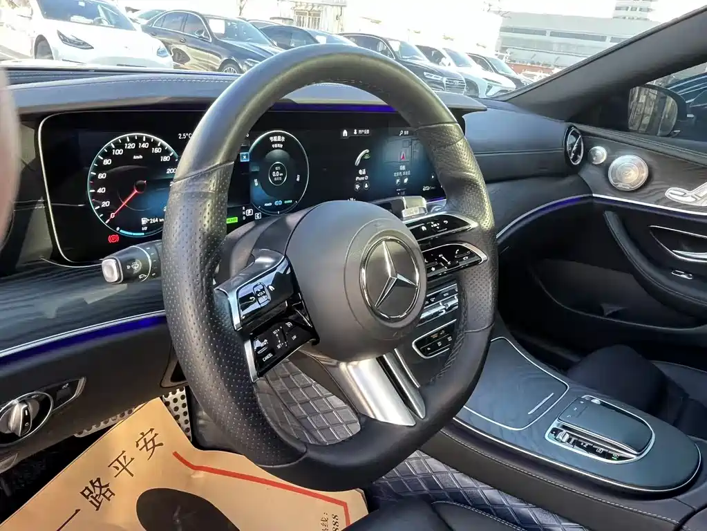 Mercedes-Benz E-Class 2021 — фото 14