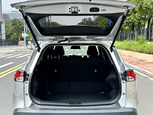Toyota Frontlander 2025