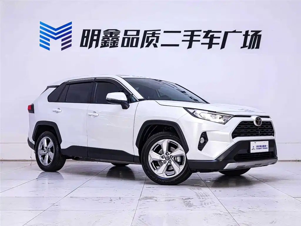 Toyota RAV4 2021 — фото 5