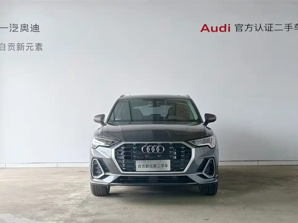 Audi Q3 2023 — фото 14