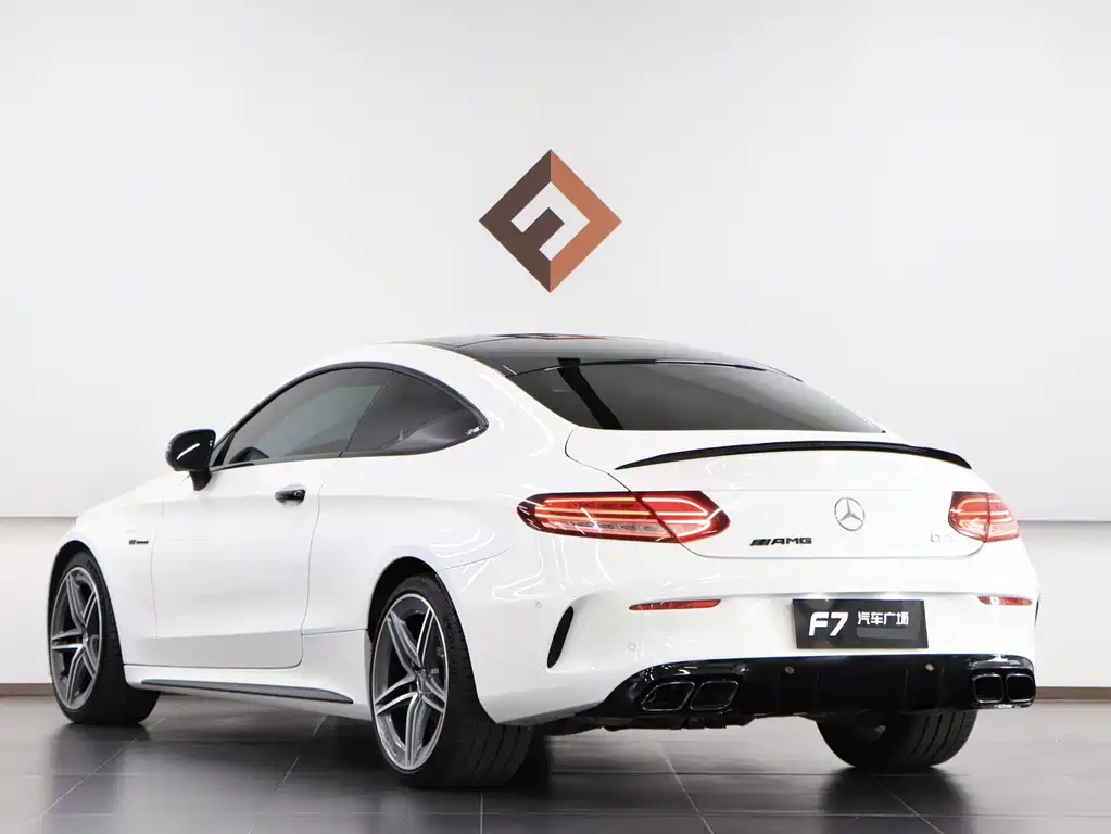 Mercedes-Benz C-Class AMG 2020 — фото 4