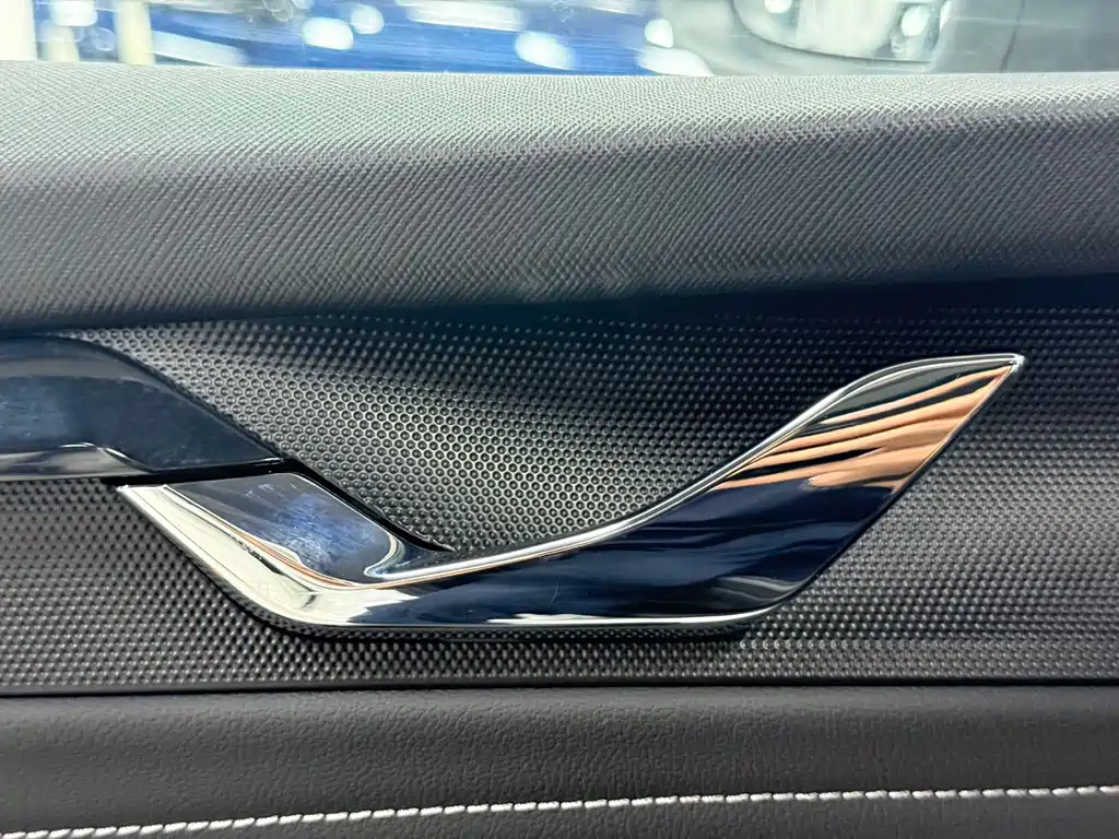 Skoda Octavia 2022 — фото 15