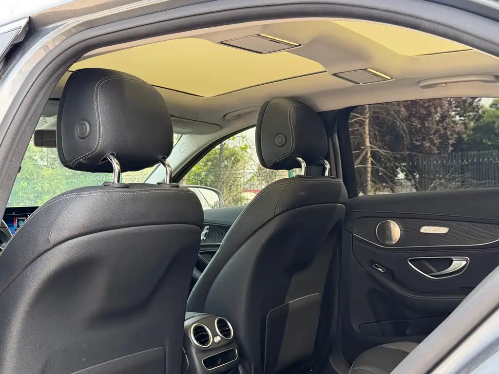 Mercedes-Benz C-Class 2019 — фото 10