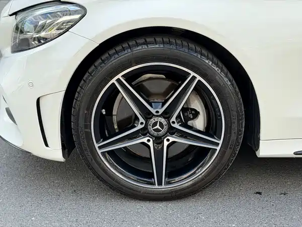 Mercedes-Benz C-Class 2020