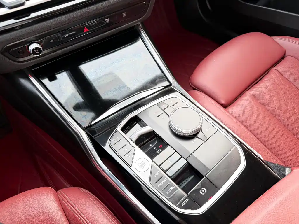 BMW 3 Series 2023 — фото 19