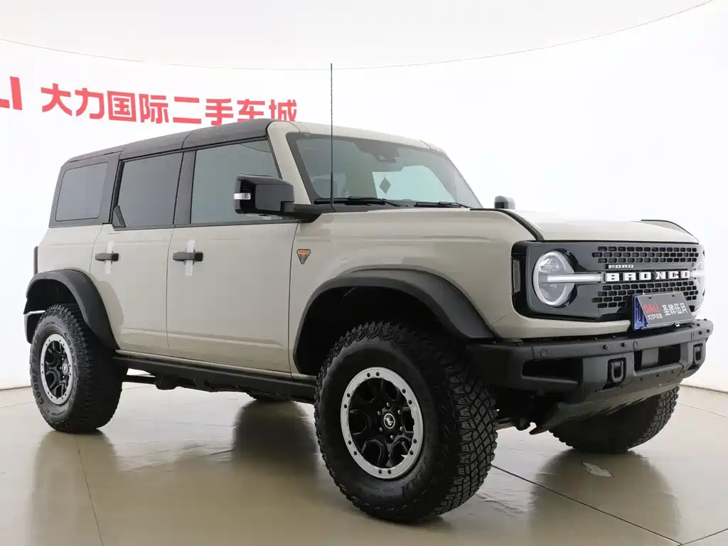 Ford Bronco 2024