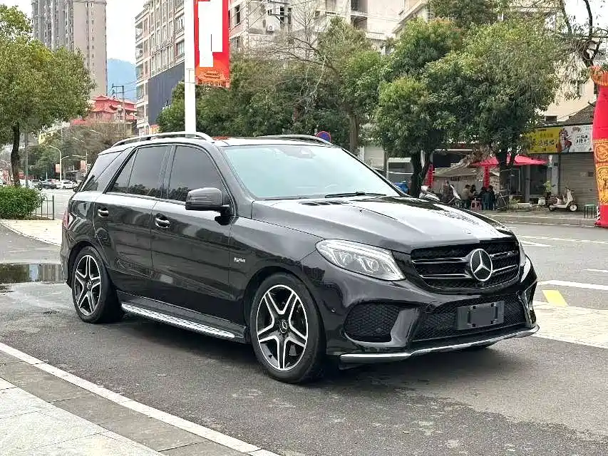 Mercedes-Benz GLE AMG 2018 — фото 2