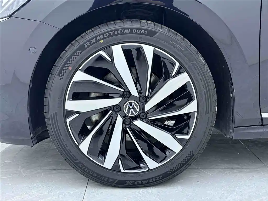 Volkswagen Passat 2022 — фото 9