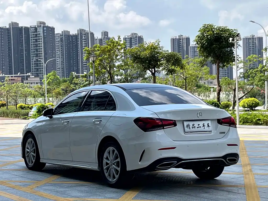 Mercedes-Benz A-Class 2022 — фото 4