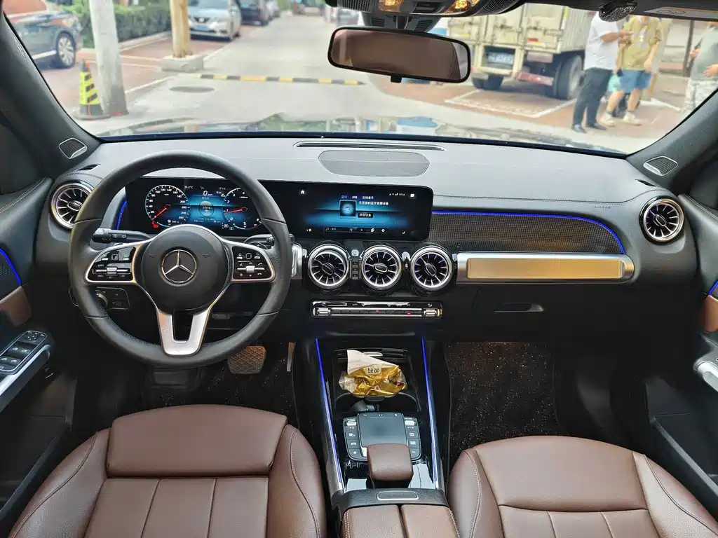 Mercedes-Benz GLB 2023 — фото 10