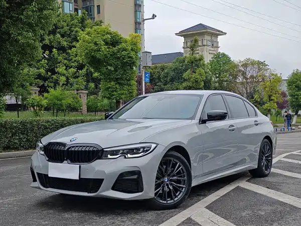 BMW 3 Series 2021