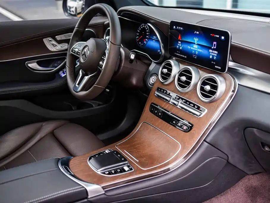 Mercedes-Benz GLC 2022 — фото 18