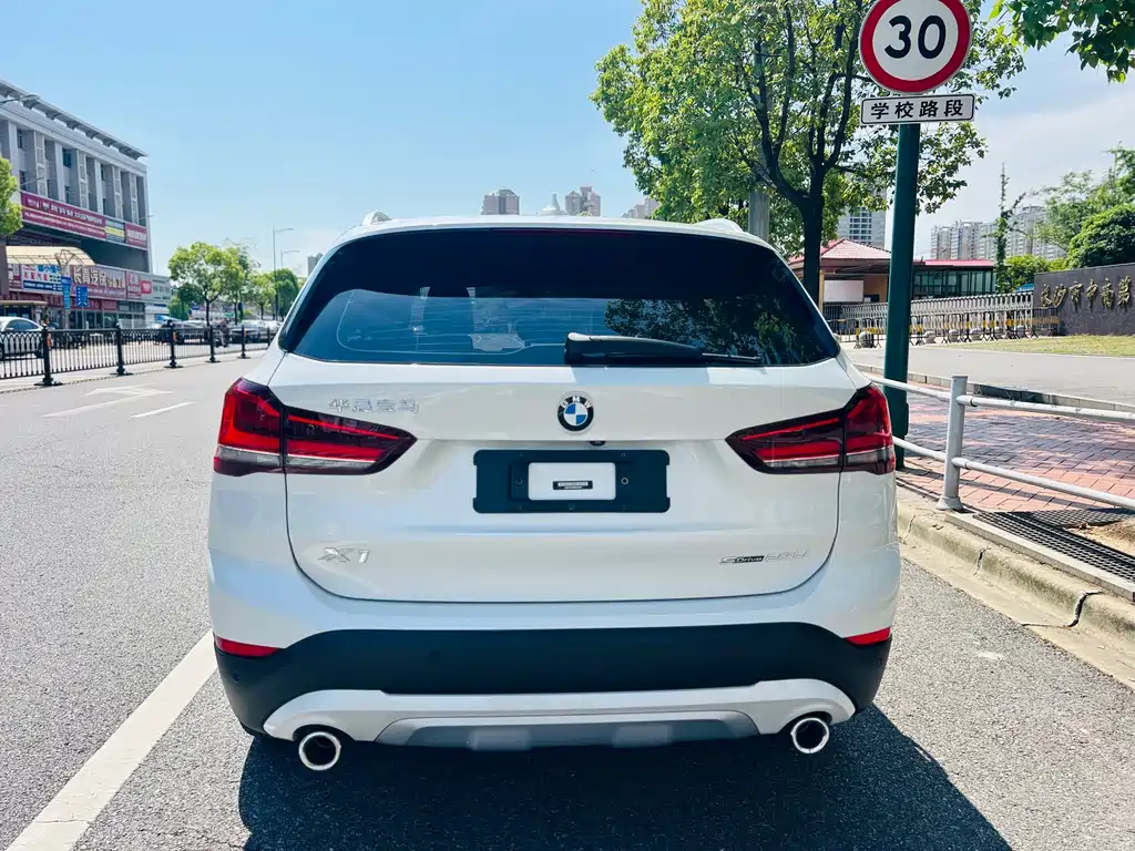 BMW X1 2022 — фото 13
