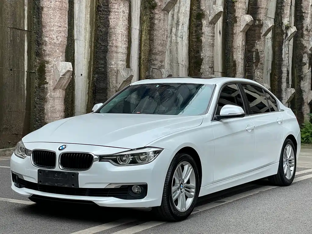 BMW 3 Series 2016 — фото 1