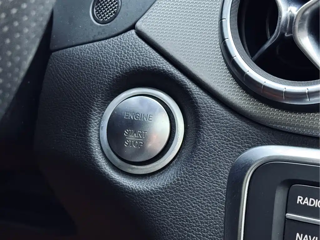 Mercedes-Benz CLA 2018 — фото 18