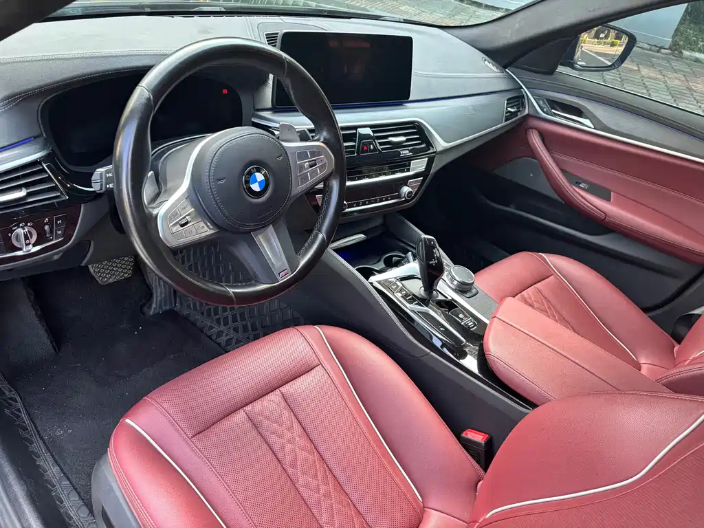 BMW 5 Series 2023