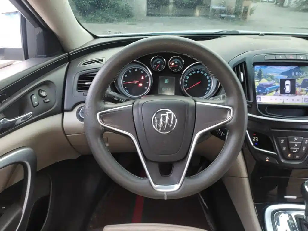 Buick Regal 2017 — фото 11