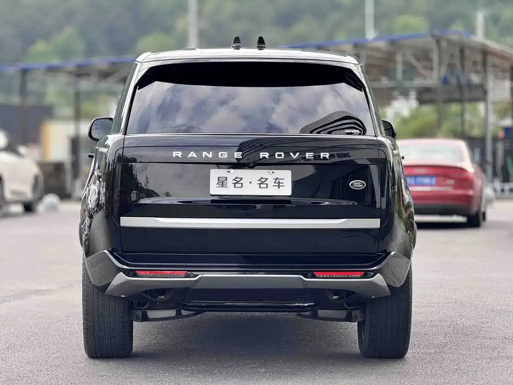 Land Rover Range Rover 2023 — фото 12