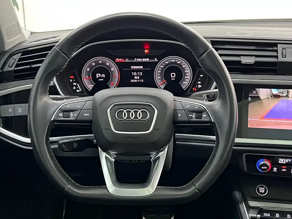 Audi Q3 2022 — фото 16