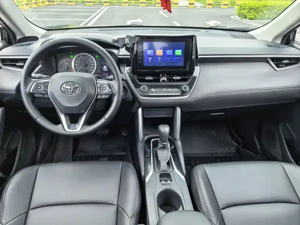 Toyota Frontlander 2022