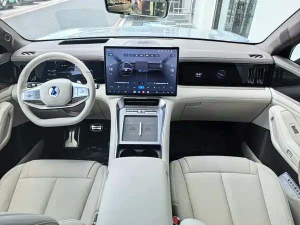 Denza N8L 2025