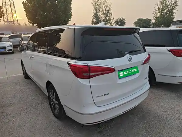 Buick GL8 2018