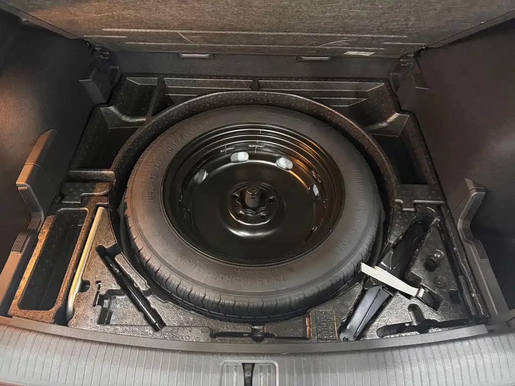 Volkswagen Tiguan L 2023 — фото 16
