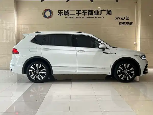 Volkswagen Tiguan L 2024