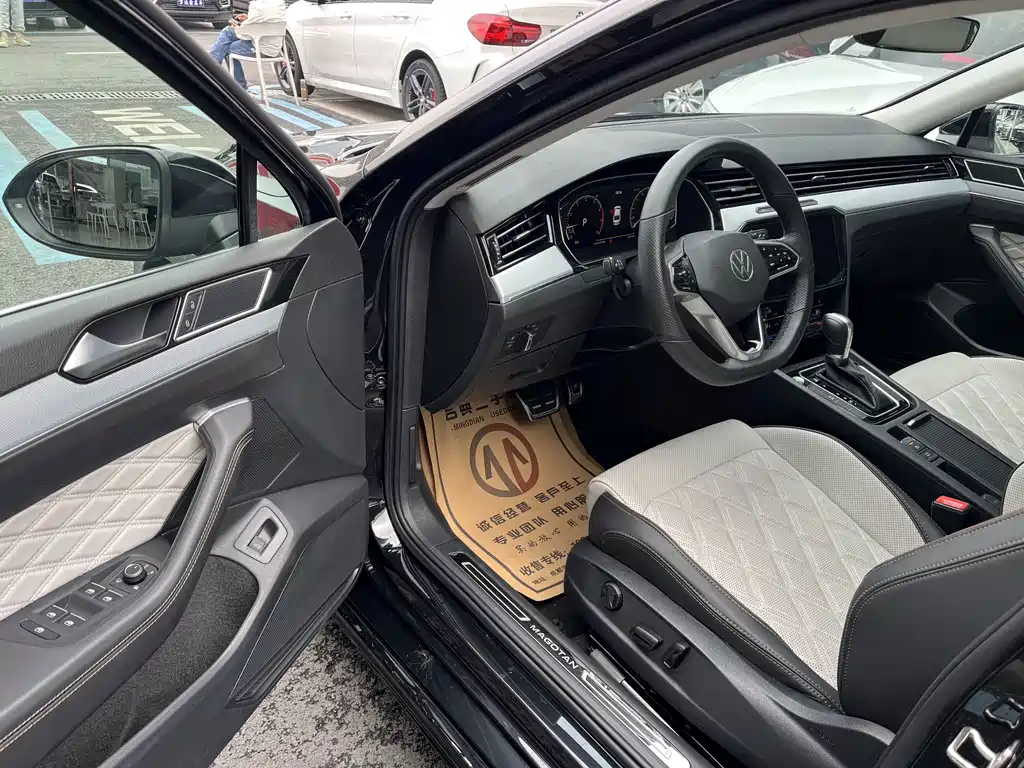 Volkswagen Magotan 2022