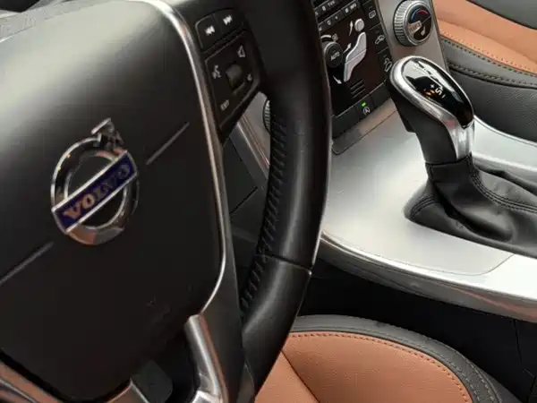 Volvo V60 2018