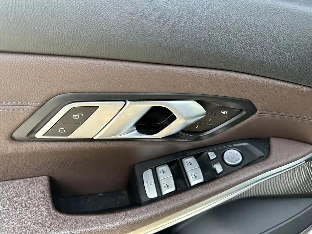 BMW i3 2024 — фото 18