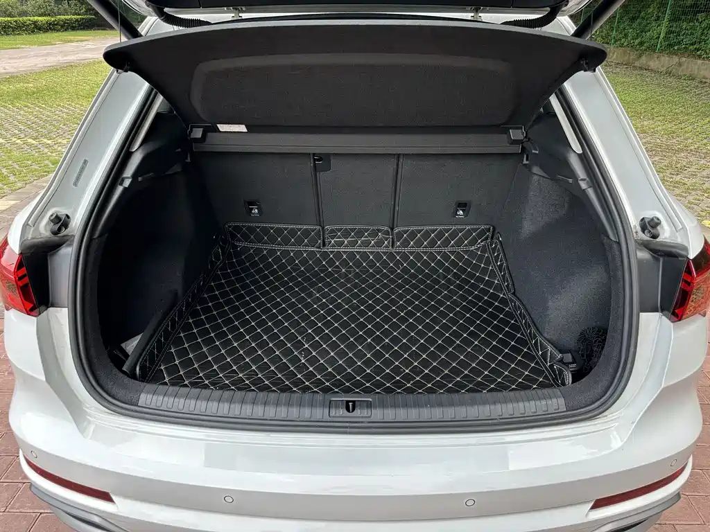 Audi Q3 2020 — фото 18