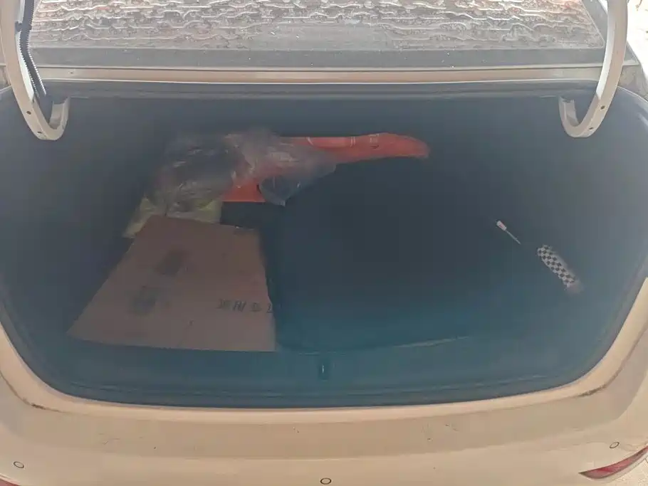 Roewe i5 2020