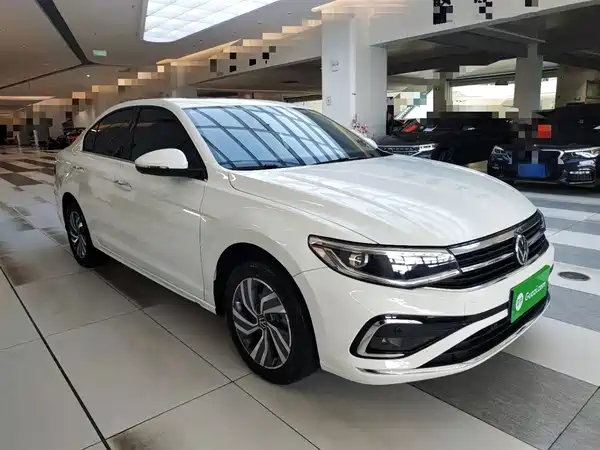 Volkswagen Bora 2023