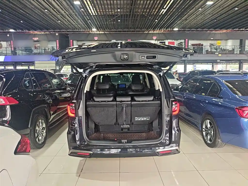 Honda Odyssey 2023 — фото 18