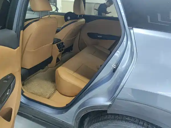 Lexus RZ 2023
